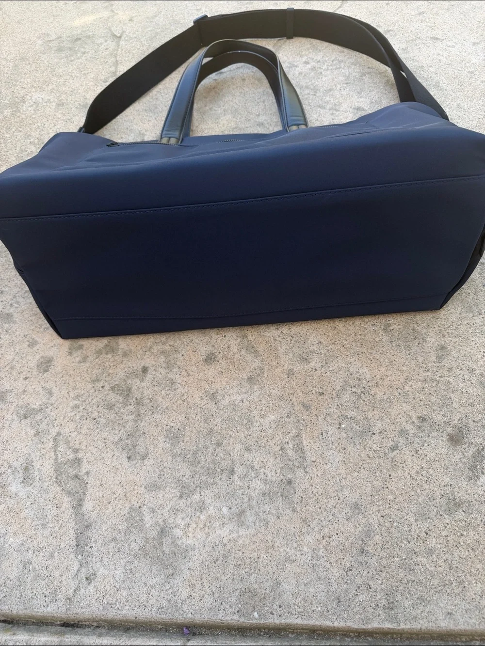 Away The Everywhere Bag in Navy Blue Travel Bag